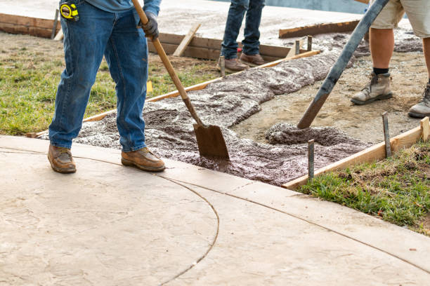 Best Concrete Flooring Contractor  in Tuolumne City, CA